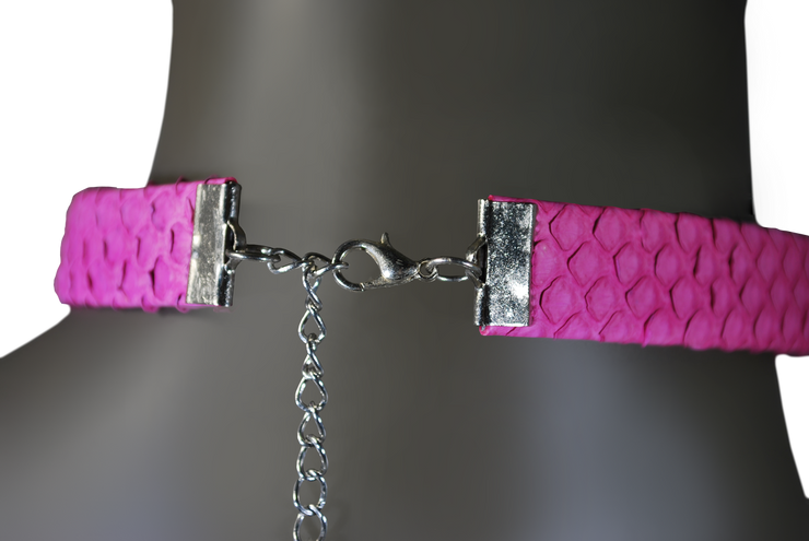 RDrox™ Pink Python Emoji Choker Pink