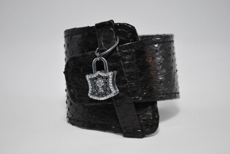 RDrox™ Python Cuff Black With Crystal Locket